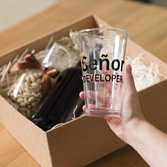 Señor Developer Shaker pint glass